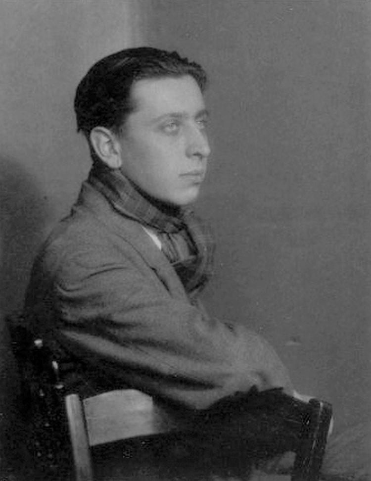desnos-robert-50-max.jpg