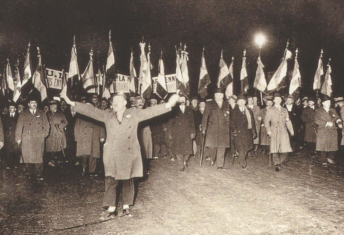 concorde-place-de-la-6-fevrier-1934-28-max.jpg