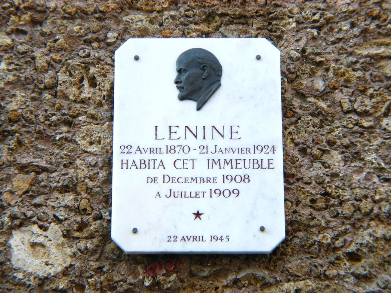 beaunier-rue-24-lenine-06-plaque-max.jpg