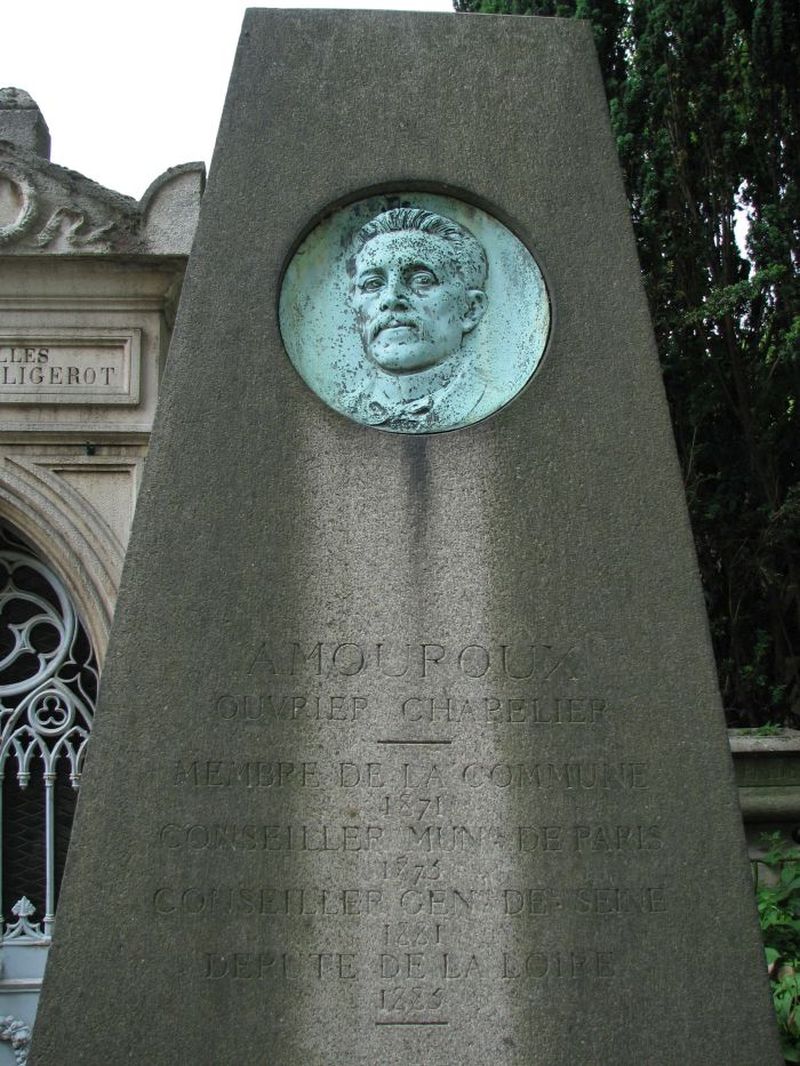 pere-lachaise-amouroux-76eme-section-03-max.jpg