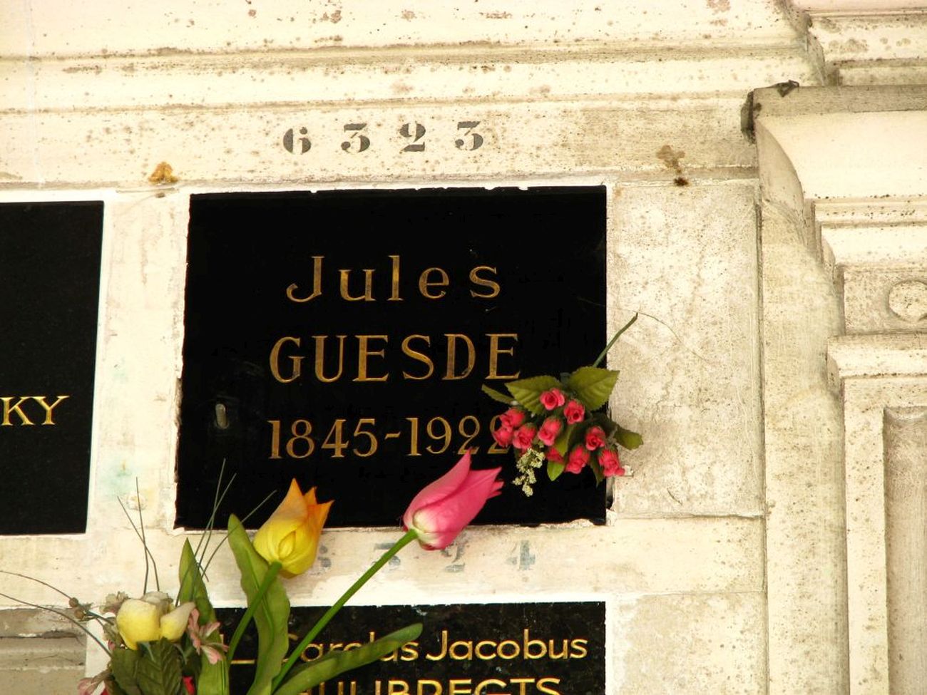 pere-lachaise-guesde-jules-colombarium-6323-01-max.jpg