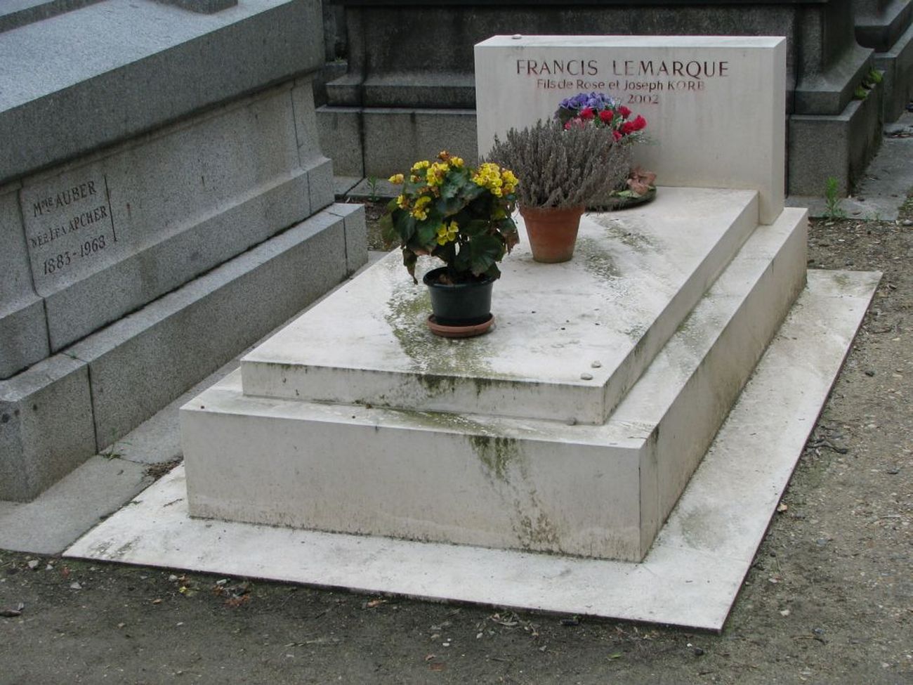 pere-lachaise-lemarque-francis-44eme-section-01-max.jpg