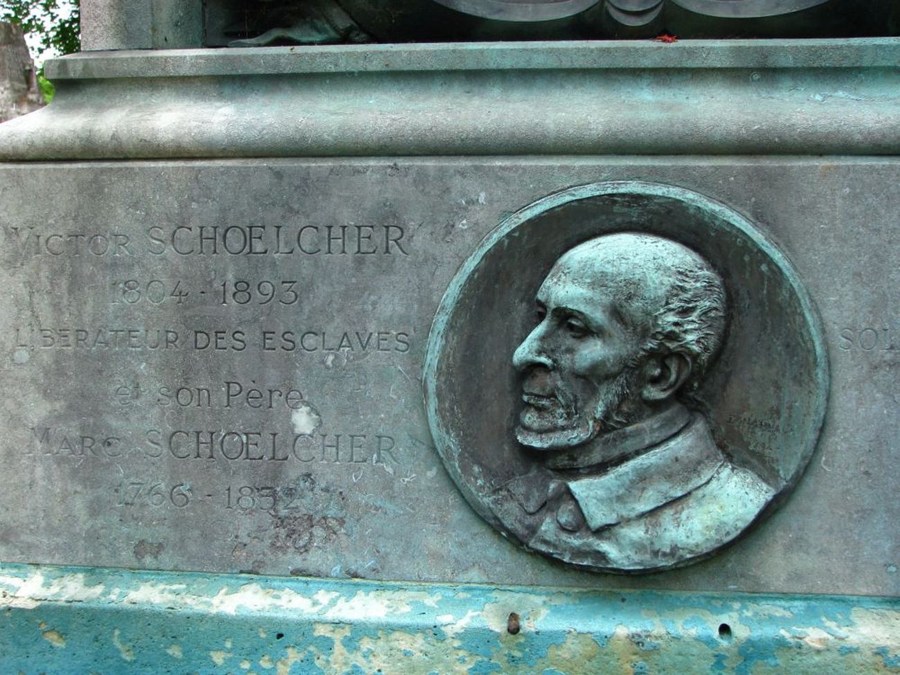 pere-lachaise-schoelcher-50eme-section-04-max.jpg