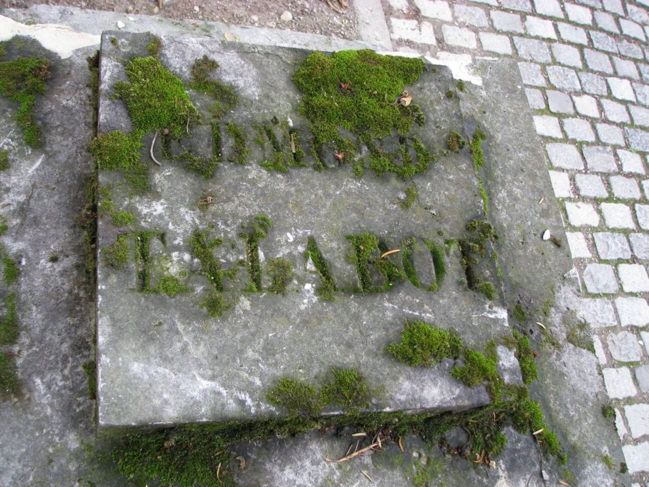pere-lachaise-talabot-edmond-39eme-section-02-max.jpg