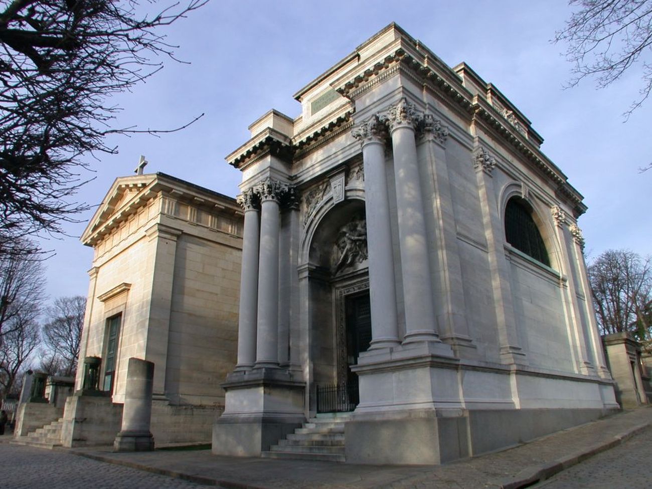 pere-lachaise-thiers-adolphe-55eme-section-04-max.jpg