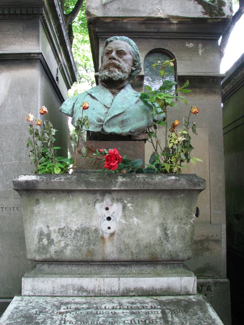pere-lachaise-valles-jules-66eme-division-04-max.jpg