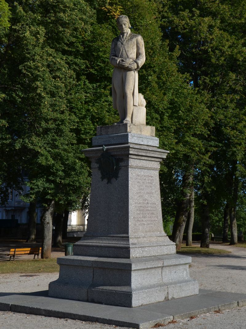 lebon-philippe-09-statue-a-chaumont-max.jpg