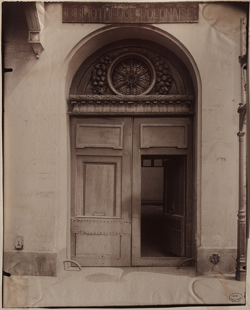 La Bibliothèque polonaise de Paris, 6 Quai d'Orléans Par Atget, Eugène, 1907