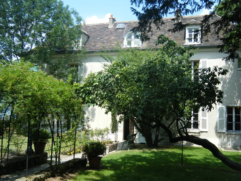 Le jardin et la maison du 12 rue Cortot, aujourd'hui Musée de Montmartre