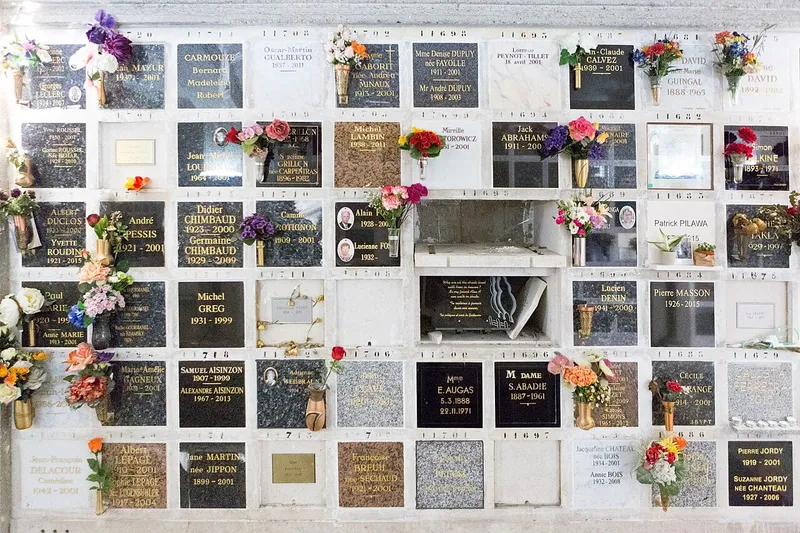 Photographie : ancienne case de Greg au columbarium, cimetière du Père-Lachaise