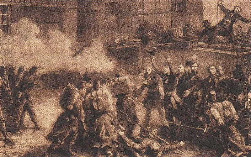 Gravure : des soldats tirent sur une barricade ; au sommet, un homme tombe en arrière