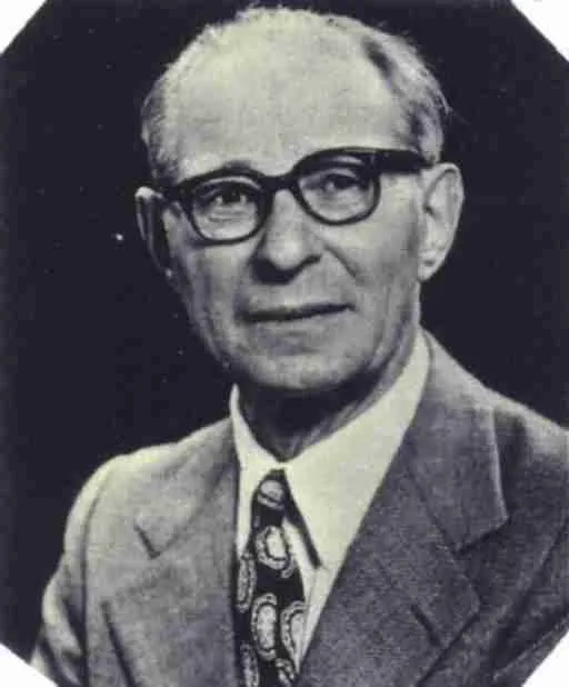 Betka Weinraub, agent de liaison de Louis Gronowski, est repérée et filée par la 3ème section des RG