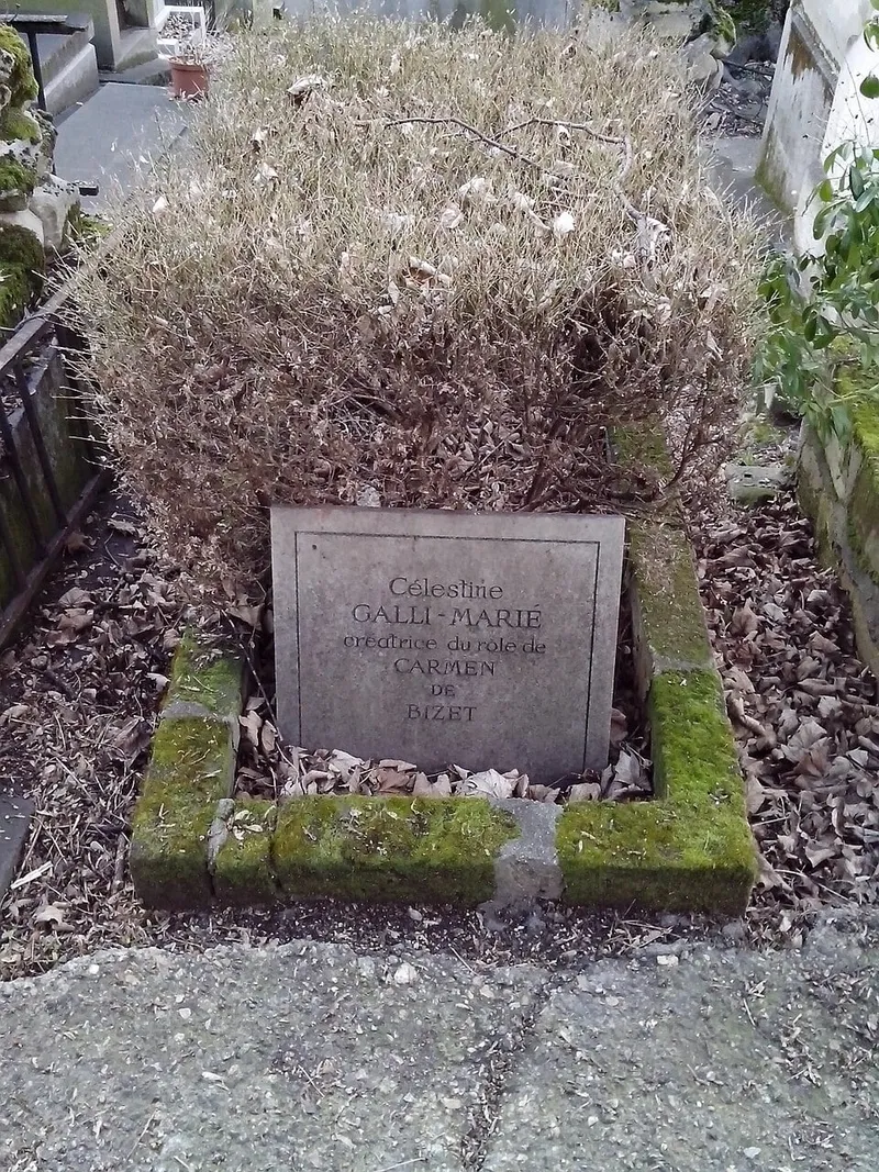 Photographie : cénotaphe de Célestine Galli-Marié, cimetière du Père-Lachaise