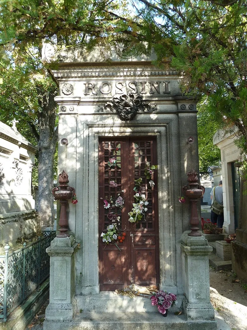 Photographie : le cénotaphe de Gioachino Rossini au cimetière du Père-Lachaise