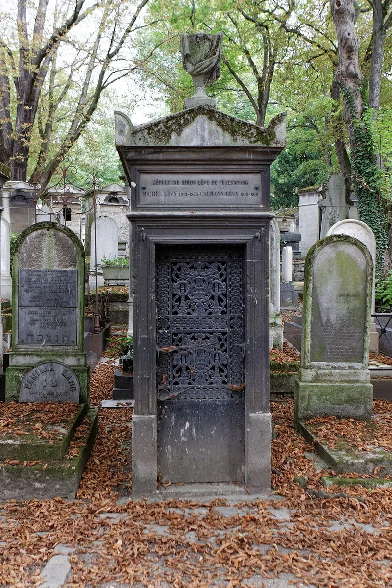 Photographie : chapelle de la famille Lévy au cimetière du Père-Lachaise