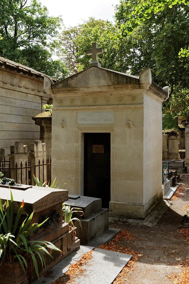 Photographie : chapelle du général Marbot, cimetière du Père-Lachaise