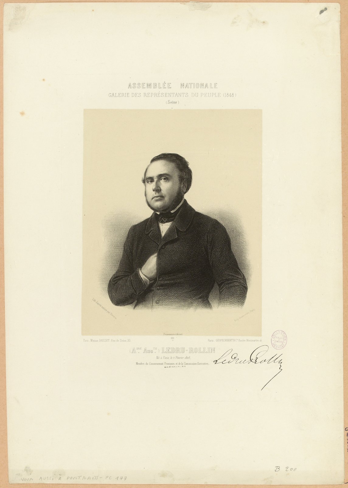 Alexandre Ledru-Rollin, représentant du peuple, par Achille Devéria, 1848 — Achille Devéria · Musée Carnavalet · CC0 — Paris Musées Lithographie : portrait en buste d’un homme aux cheveux bouclés et favoris, en redingote, la main sur la poitrine