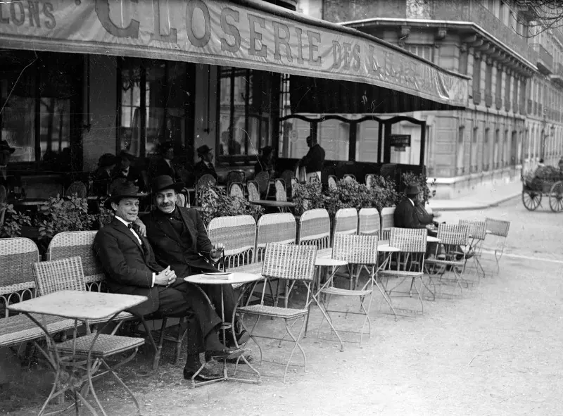 Le banquet en l'honneur de Saint-Pol-Roux tourne mal à la Closerie des Lilas