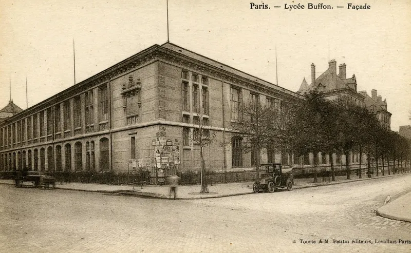 Manifestation antinazie dans le lycée