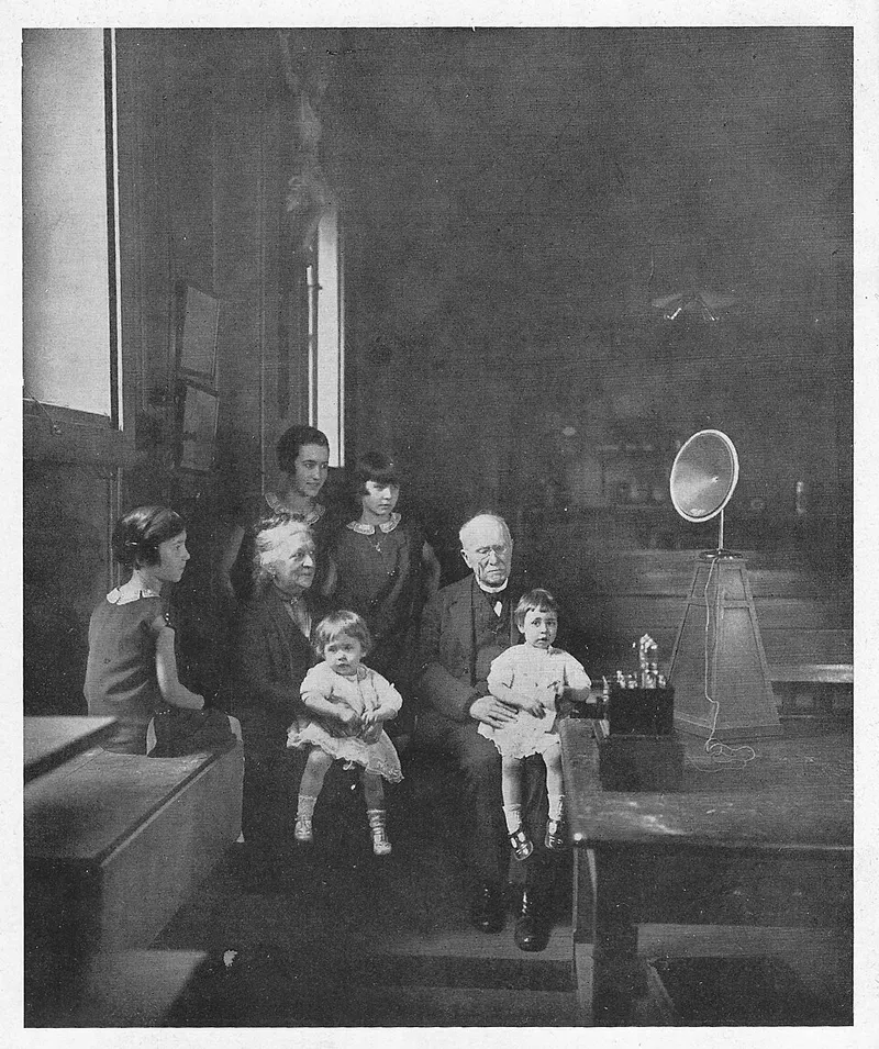 Mort d'Édouard Branly, physicien et médecin, inventeur du principe de la TSF en 1890