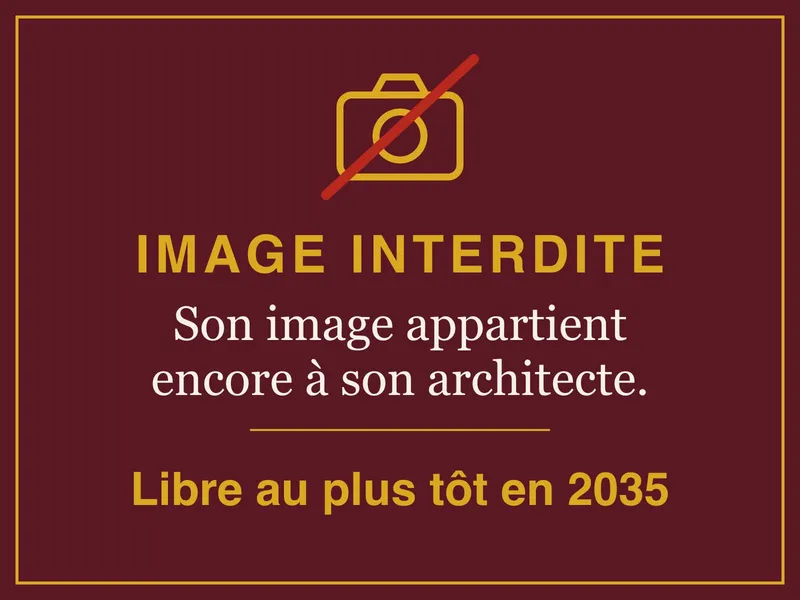 Écriteau : image interdite. Son image appartient encore à son architecte (Église du Saint-Esprit : Paul Tournon). Image libre au plus tôt le 1er janvier 2035.