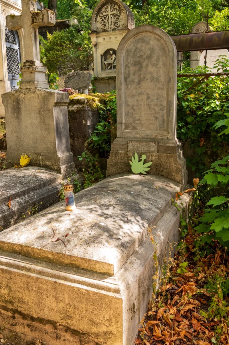 Photographie : la tombe de Charles Beslay au cimetière du Père-Lachaise
