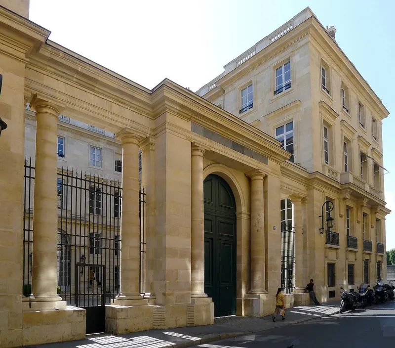 Talleyrand convainc Alexandre 1er de favoriser le retour au pouvoir de Louis XVIII ; une forfaiture de plus à son actif