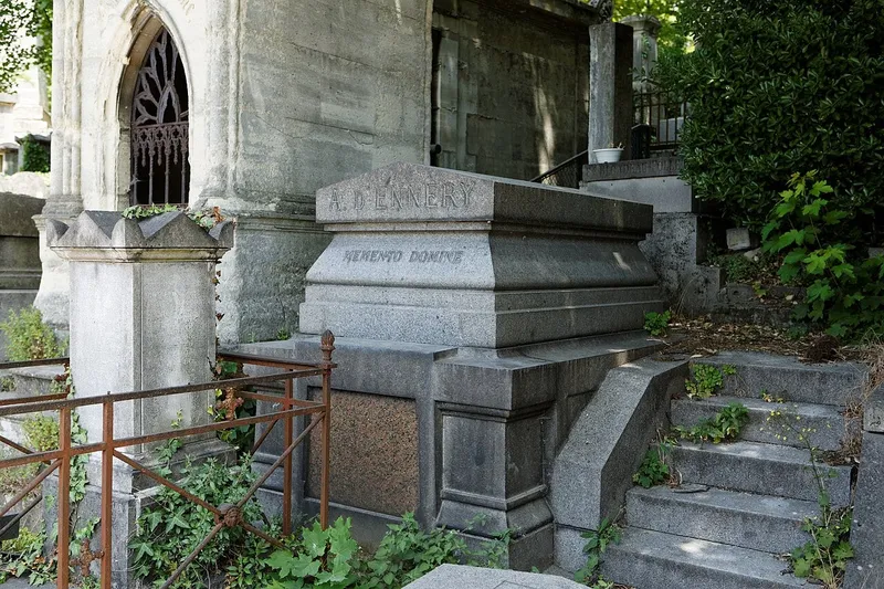 Photographie : la tombe d'Adolphe d'Ennery au cimetière du Père-Lachaise