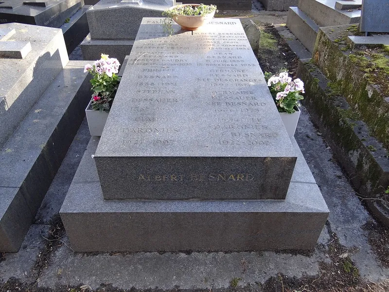 Photographie : la tombe d'Albert Besnard au cimetière du Montparnasse