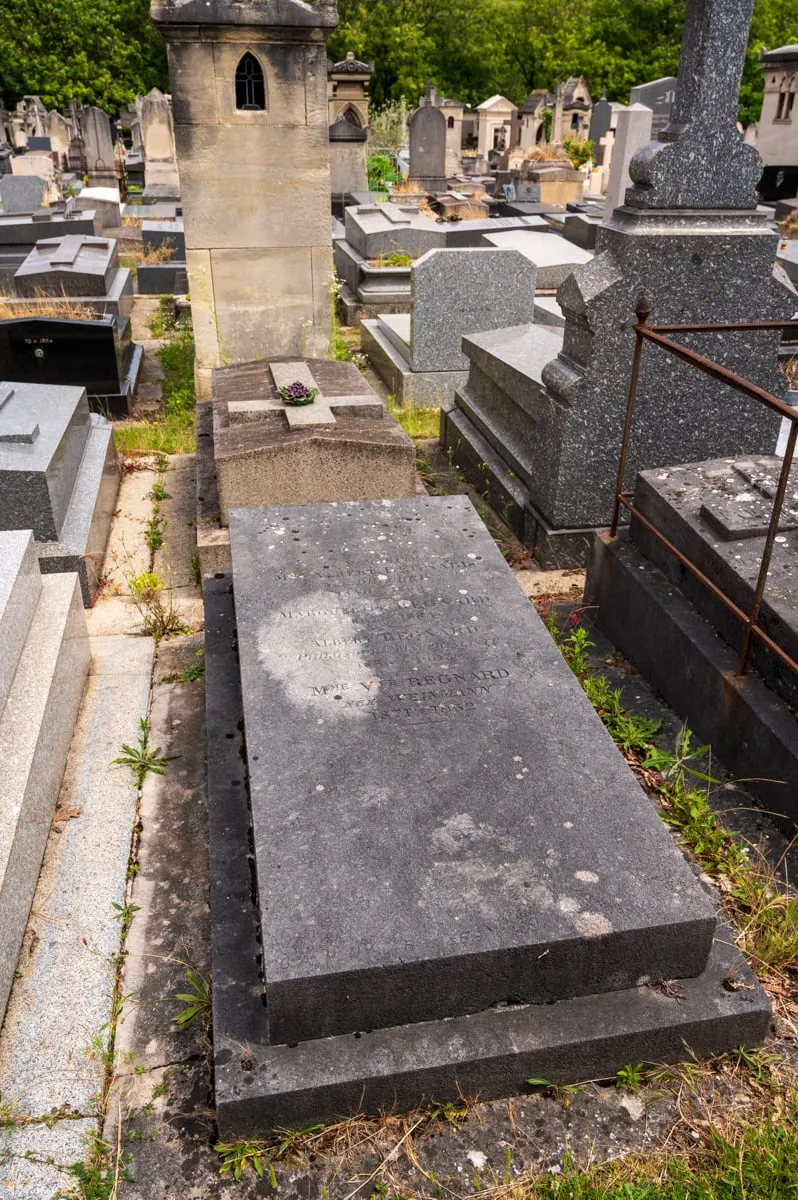 Photographie : la tombe d'Albert Regnard au cimetière du Montparnasse