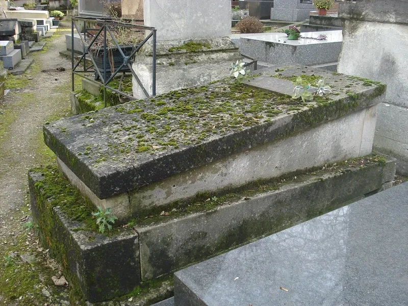 Photographie : la tombe d'Alexandre-Évariste Fragonard au cimetière de Montmartre