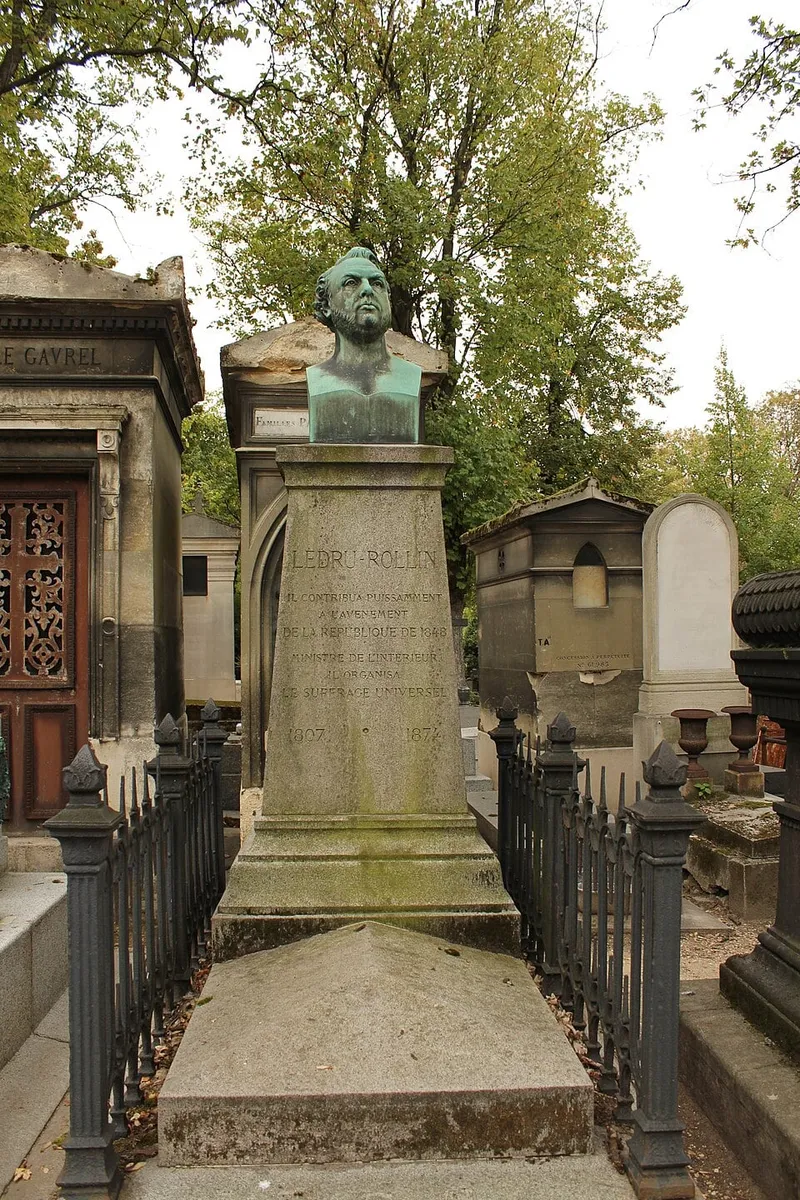 Photographie : la tombe d'Alexandre Ledru-Rollin au cimetière du Père-Lachaise