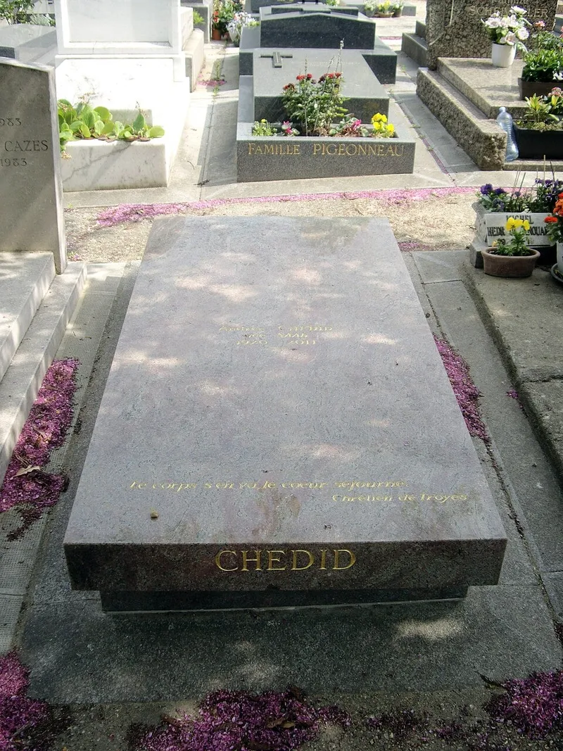 Photographie : la tombe d'Andrée Chedid au cimetière du Montparnasse
