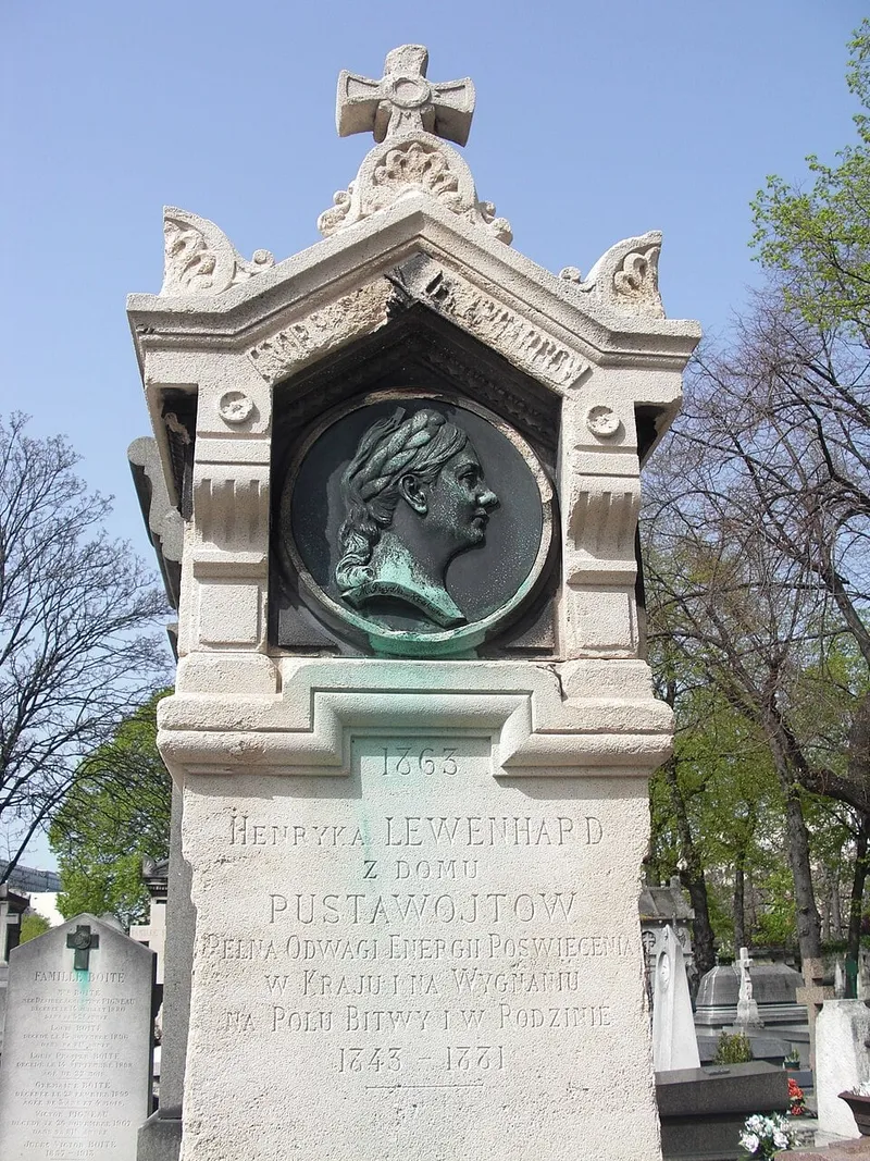 Photographie : la tombe d'Anna Henryka Pustowójtówna au cimetière du Montparnasse