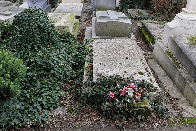 Photographie : la tombe d'Auguste Préault au cimetière du Père-Lachaise