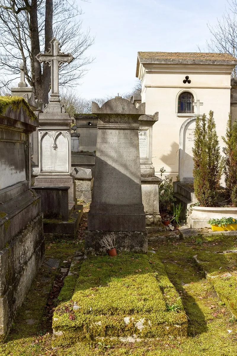 Photographie : la tombe d'Henri Navier au cimetière du Père-Lachaise
