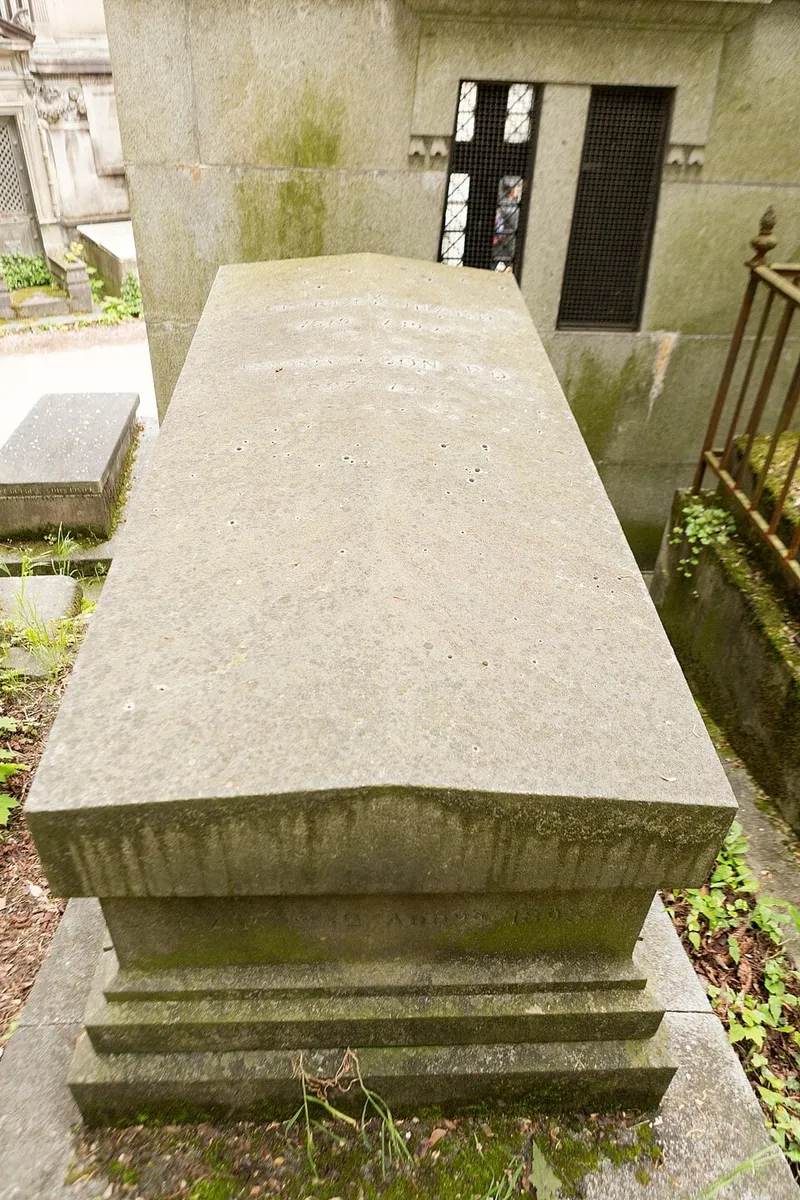 Photographie : la tombe d'Hubert Léonard au cimetière du Père-Lachaise