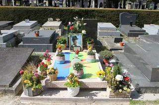 Photographie : la tombe d'Idir au cimetière du Père-Lachaise