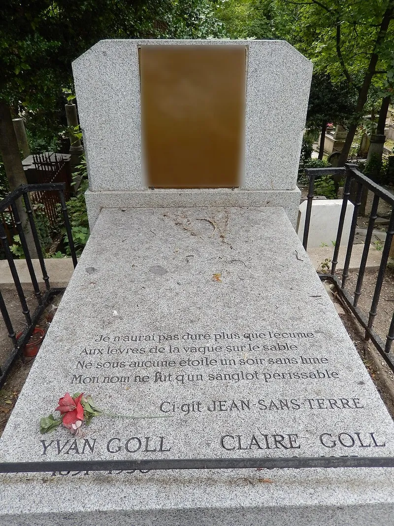 Photographie : la tombe d'Yvan Goll au cimetière du Père-Lachaise