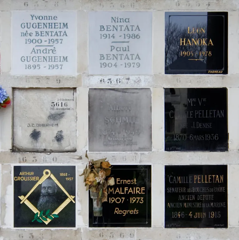 Photographie : la tombe de Camille Pelletan au cimetière du Père-Lachaise