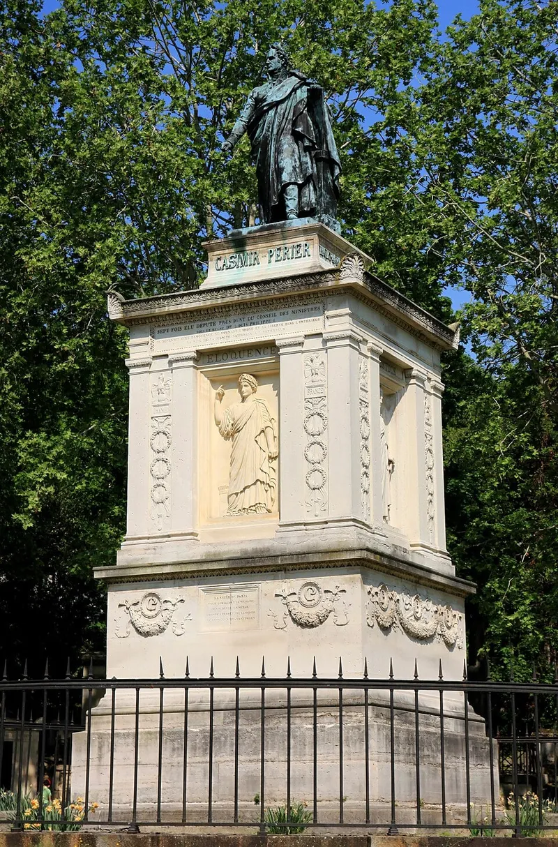 Photographie : la tombe de Casimir Perier au cimetière du Père-Lachaise