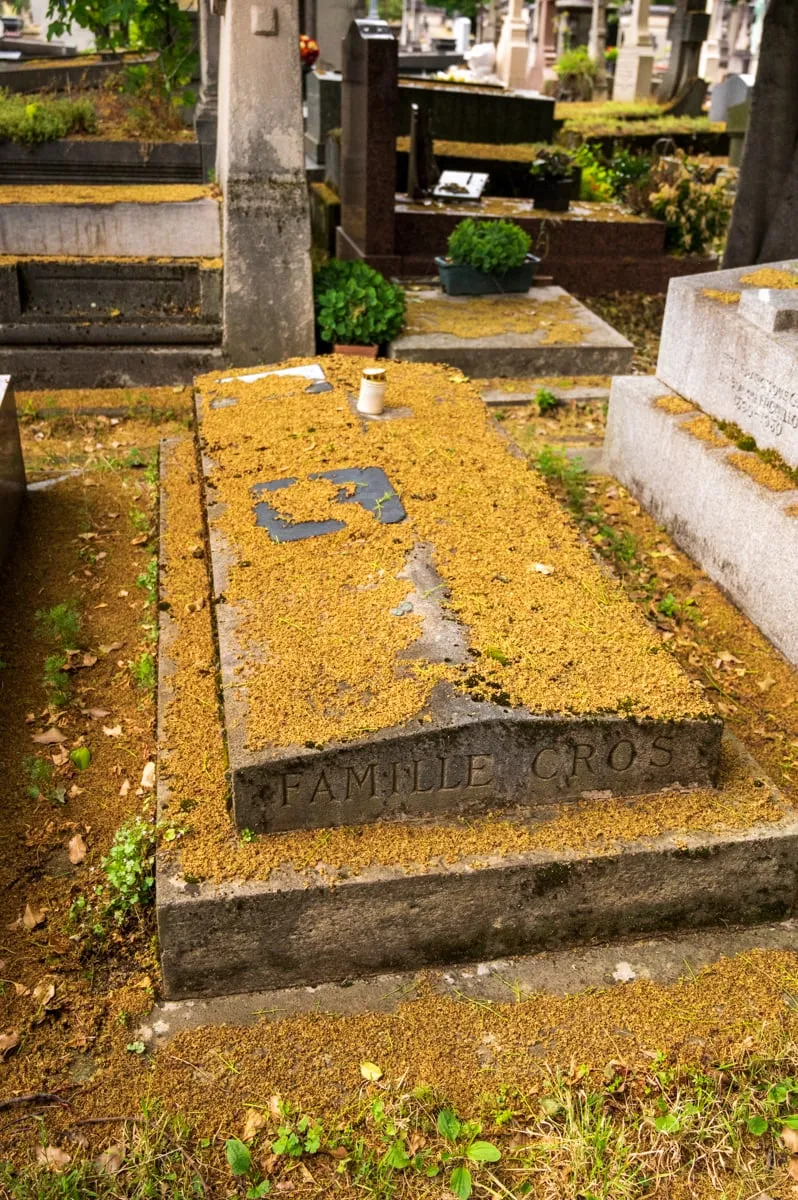 Photographie : la tombe de la famille Cros au cimetière du Montparnasse
