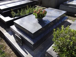 Photographie : la tombe de Christiane Scrivener au cimetière du Montparnasse