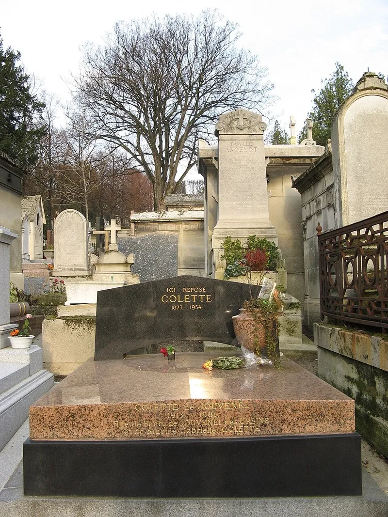 Photographie : la tombe de Colette au cimetière du Père-Lachaise