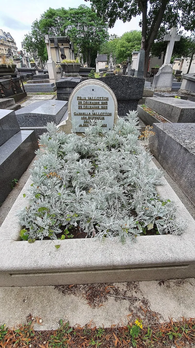 Photographie : la tombe de Félix Vallotton au cimetière du Montparnasse
