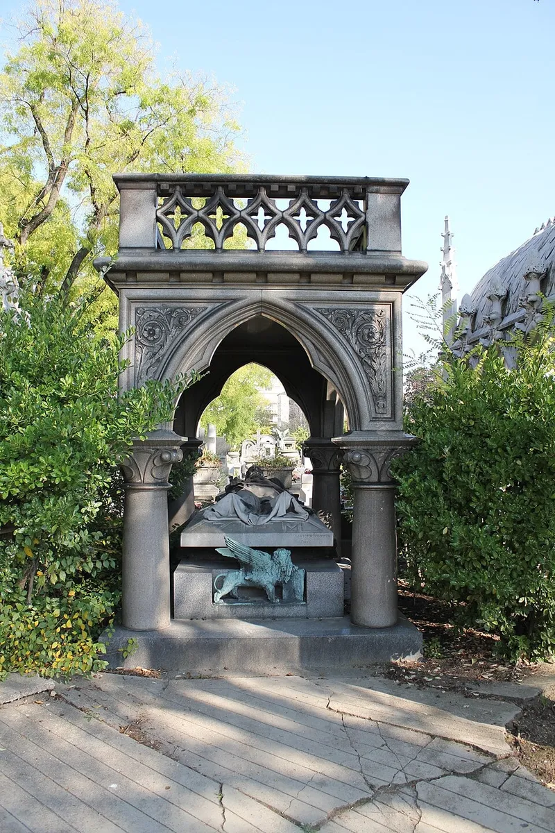 Photographie : la tombe de Félix Ziem au cimetière du Père-Lachaise