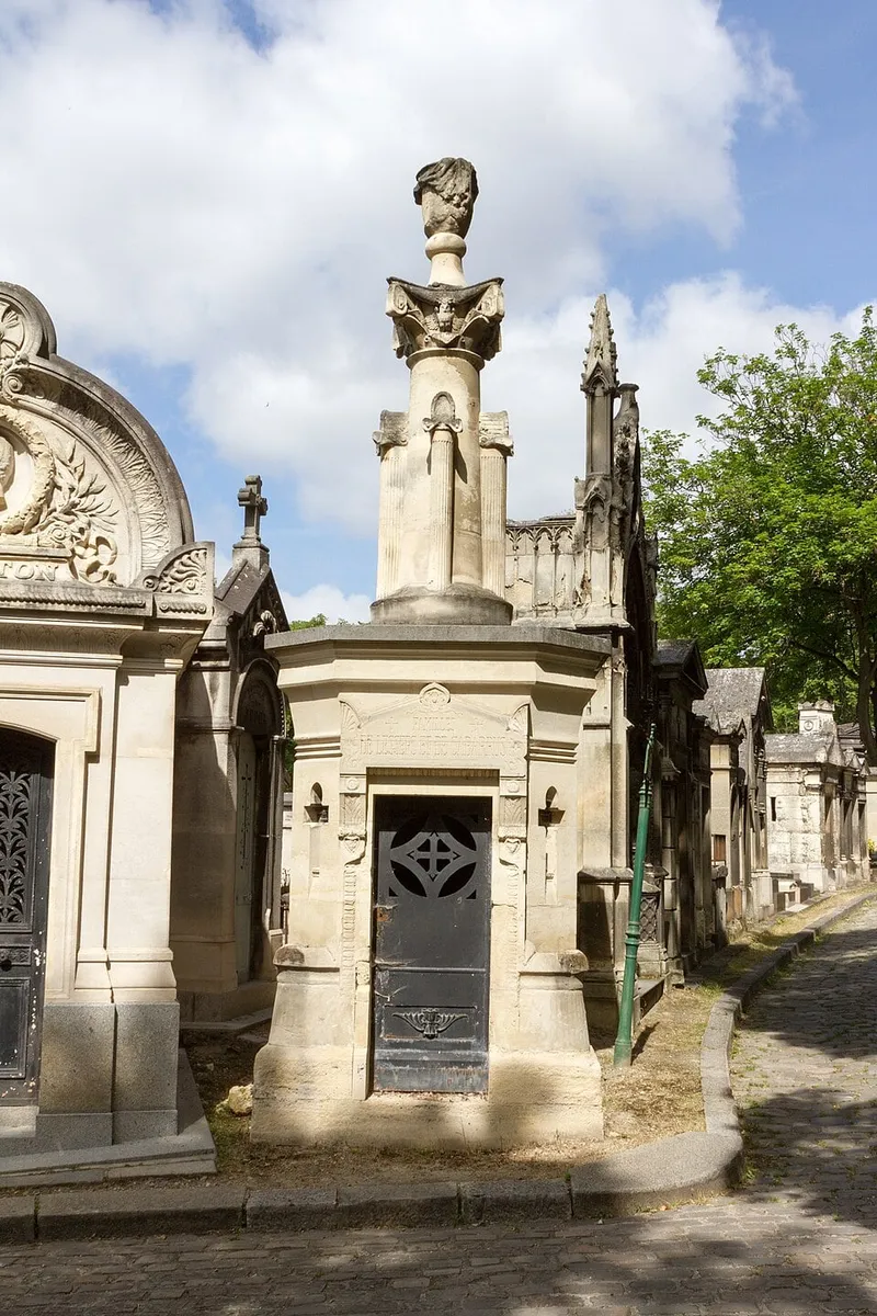 Photographie : la tombe de Ferdinand de Lesseps au cimetière du Père-Lachaise