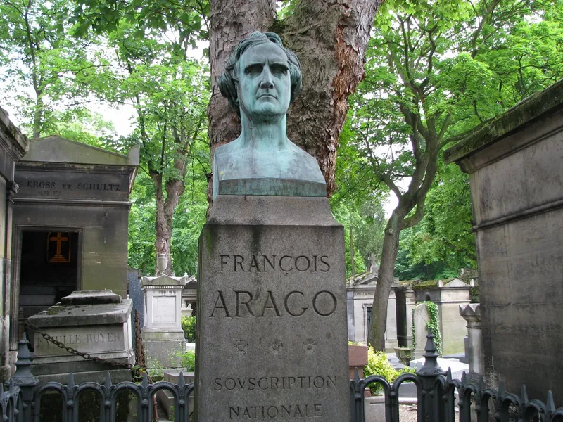 Photographie : tombe de François et Emmanuel Arago au cimetière du Père-Lachaise