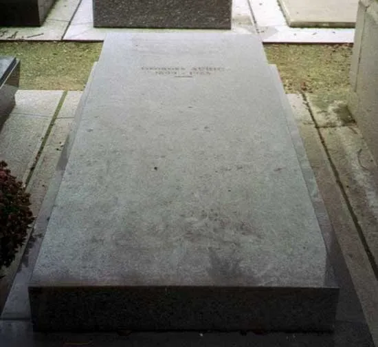 Photographie : la tombe de Georges Auric au cimetière du Montparnasse