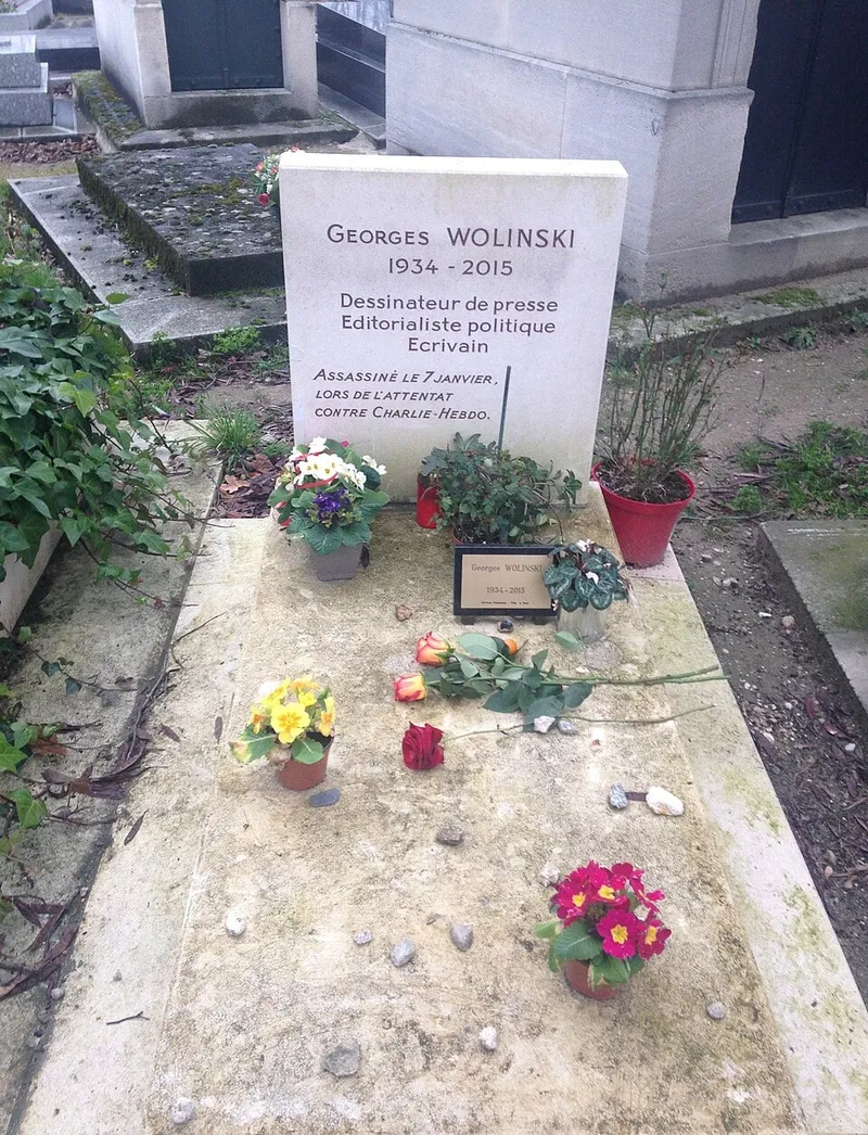 Photographie : la tombe de Georges Wolinski au cimetière du Montparnasse